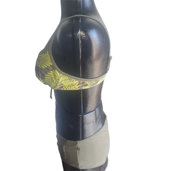 La Vie En Rose Green and Khaki Colored Bikini Set - Picture 4 of 5